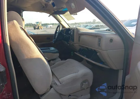 2001 Chevrolet Silverado 1500 Ls z USA, uszkodzony, nr VIN 2GCEC19V711187485